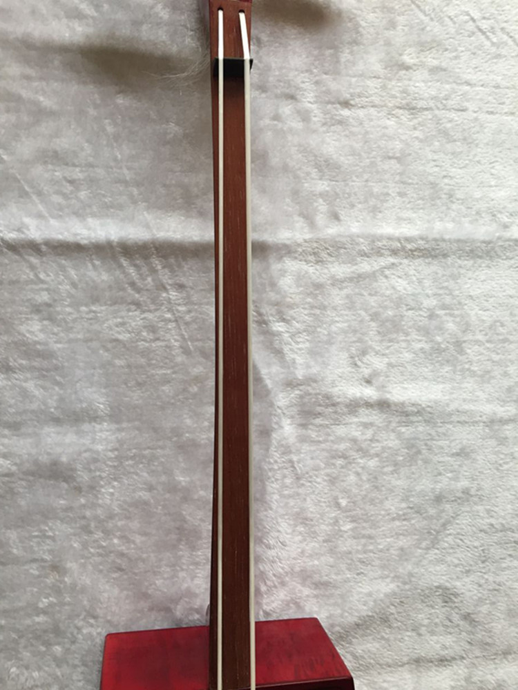 Mông Cổ Matouqin Nhạc cụ Mahogany Fingerboard Matouqin Trình diễn chuyên nghiệp Nhà máy nhạc cụ trực tiếp Phụ kiện giao hàng - Nhạc cụ dân tộc mua cổ cầm