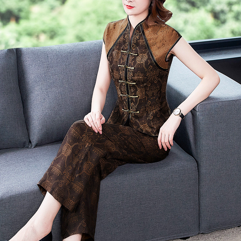 Silk fragrant cloud yarn suit female 2022 new summer mother age reduction fashion Tang suit two-piece wide-leg pants Western style