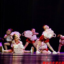 The 10th Xiaohe style small housework costumes childrens June 1 toddler dance sequins cheerleading costumes