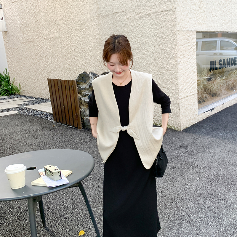 Korean-Style Old Money Style Dress Set for Women, Autumn 2026 New Model, High-End Bowknot Vest Two-Piece Set
