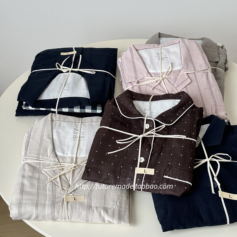 No Side Seams~ New Autumn and Winter Brown Polka Dot Striped Couple Pajamas Set for Men and Women, All-Cotton Double-Layer Gauze Loungewear No Side Seams~ New Autumn and Winter Brown Polka Dot Striped Couple Pajamas Set for Men and Women, All-Cotton Double-Layer Gauze Loungewear