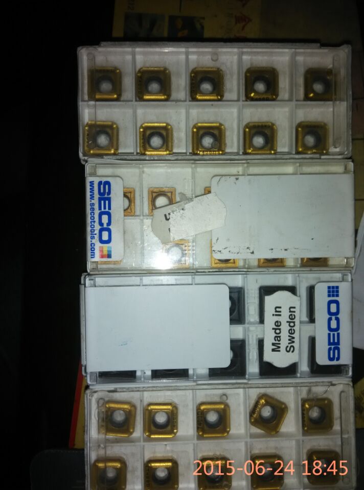 The Mountain High 335 19-1103T-MD09 19-1103T-MD09 SCET120612T-M14 XOMX180608TR-MD15 XOMX180608TR-MD15