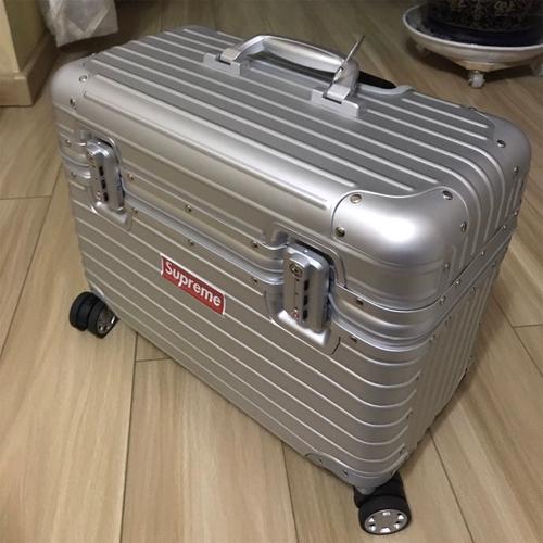 Маленький чемодан, камера, 20 дюймов, 18 дюймов