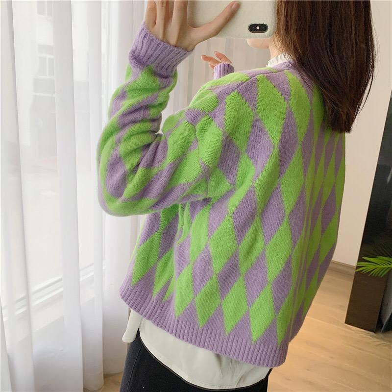 Li Zhin iu với retro kẻ sọc hình thoi màu xanh-tím áo len Mahai tóc kẻ sọc bên ngoài dày mặc cardigan dệt kim