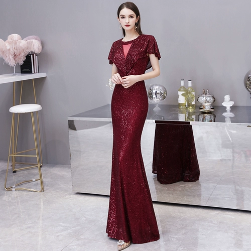 Вечернее платье, юбка, бордовые блестки для ногтей, коллекция 2022, яркий броский стиль, по фигуре, рыбий хвост
