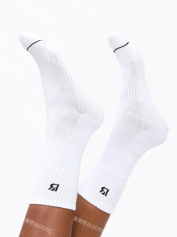Alpha's Wife! American Buffbunny Sports and Fitness Towel Bottom Mid-Calf Socks for Men and Women (No Returns or Exchanges)