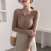 Phần cơ bản mùa thu Hàn Quốc của áo tay dài cổ chữ V hoang dã bên trong áo len mỏng giảm béo chạm đáy áo len nữ mùa thu áo ghi lê len Áo len cổ chữ V