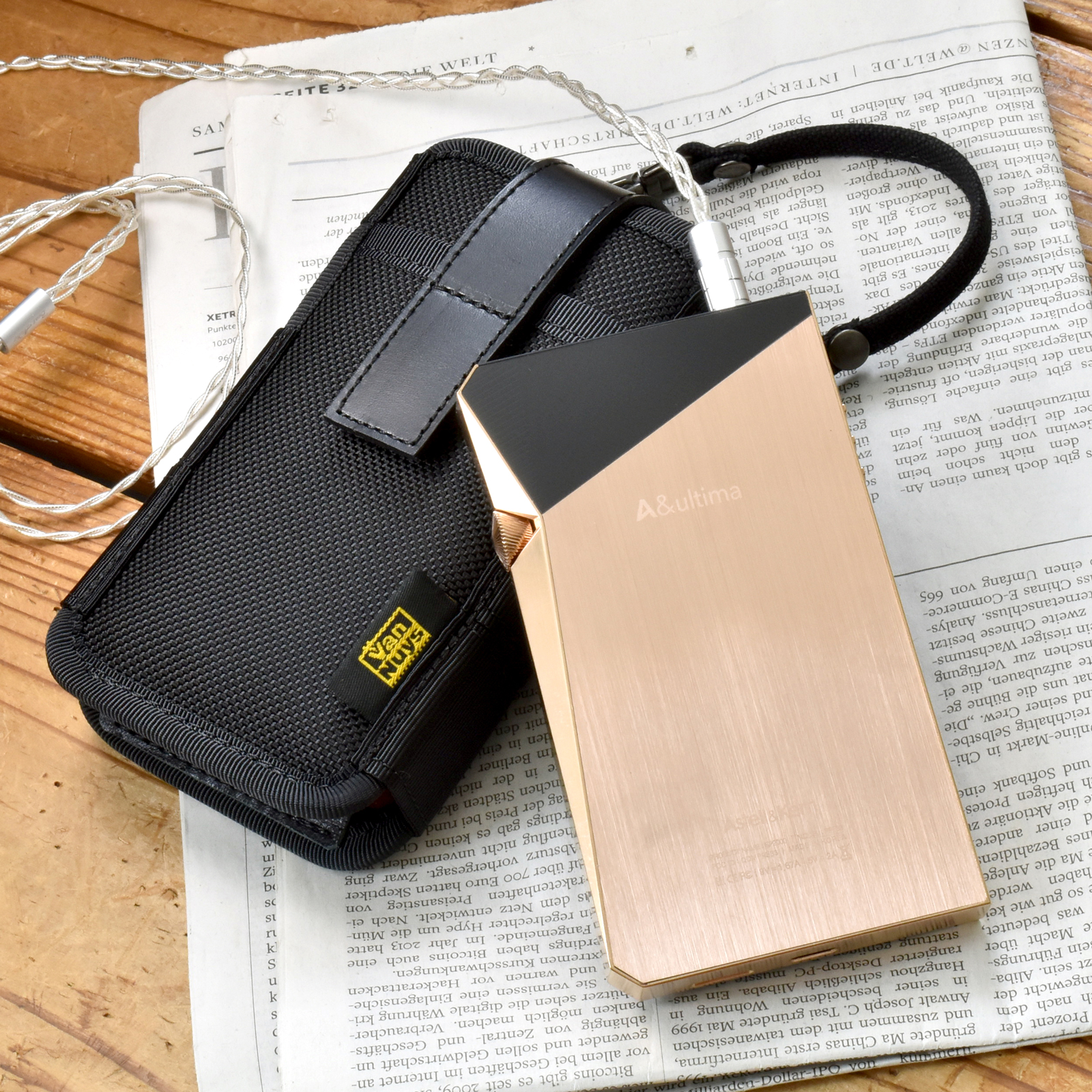 Japanese VanNuys brand Astelle Kern Aultima SP2000 protective sleeve portable bag