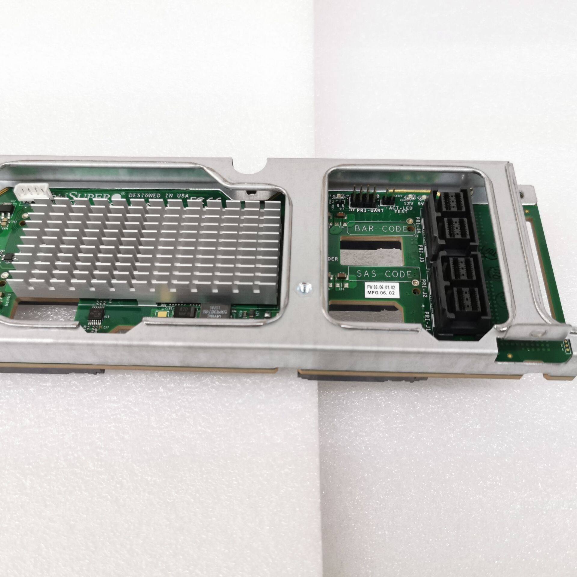 12GB AMD server 12 disc bits 3 5 SAS SATA hard disc backplate BPN-SAS3-826EL1