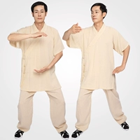 Кремового цвета