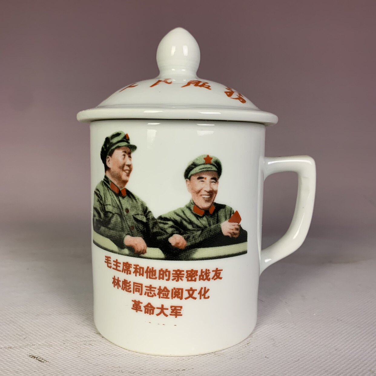 宋代磁州窑白釉暗刻剔花缠枝莲梅瓶，古韵今风，值得珍藏吗？🌟-仿古