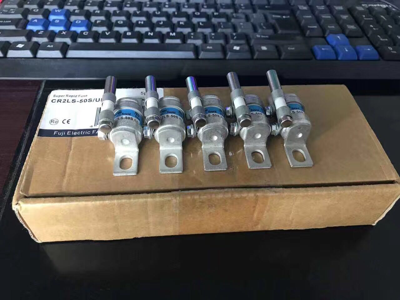 High price Recycle various IGBT modules CR2LS-50S UL CR2S-75S UL fuse with striker