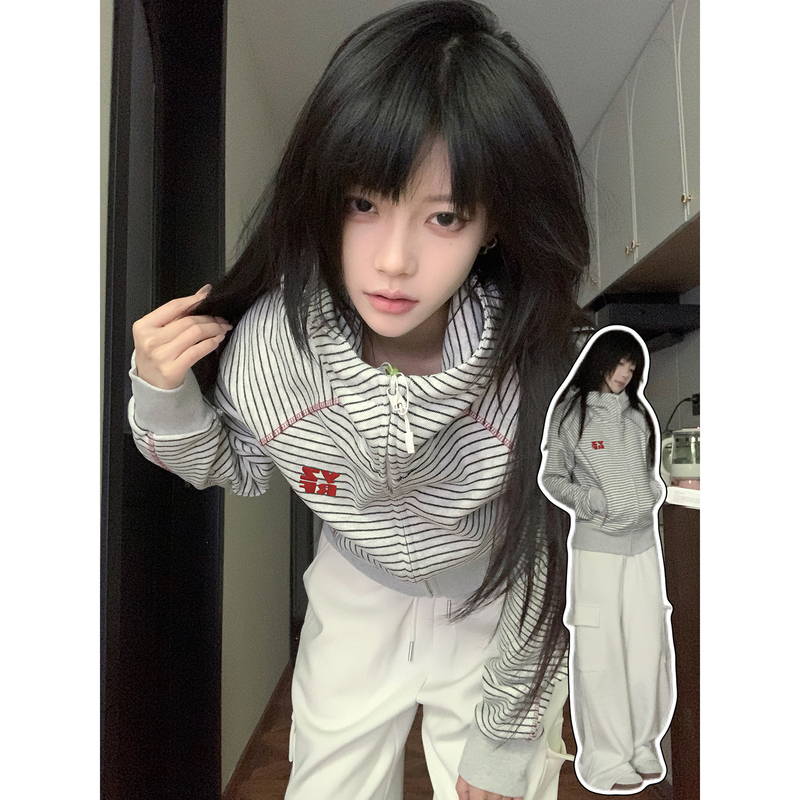 American-Style Sports Striped Hooded Jacket for Women, Early Autumn 2026 New Thin Slim-Fit Cardigan Zipper Sweatshirt