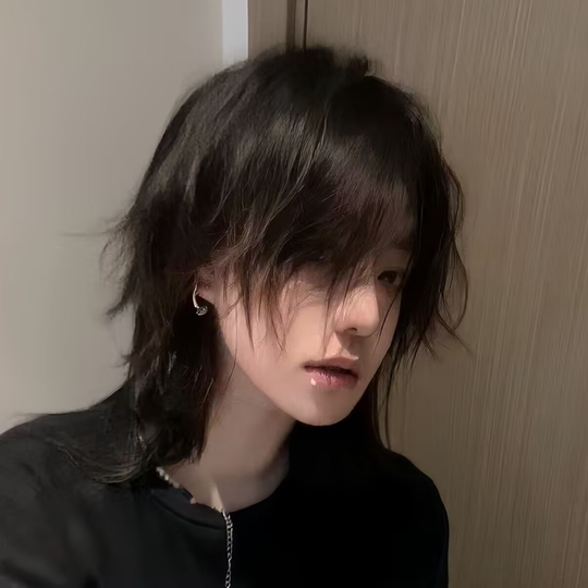 Mullet head wig, unisex, fashionable and personalized, wolf tail, Japanese trend, boyish style, daily fluffy full headgear style