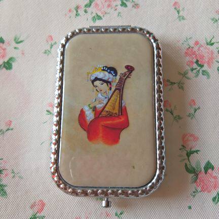 Mongolian characteristics exquisite portable double-sided cosmetic mirror folding magnifying mirror ethnic style grassland gift gift