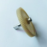 Массажер, накидка с шестернями