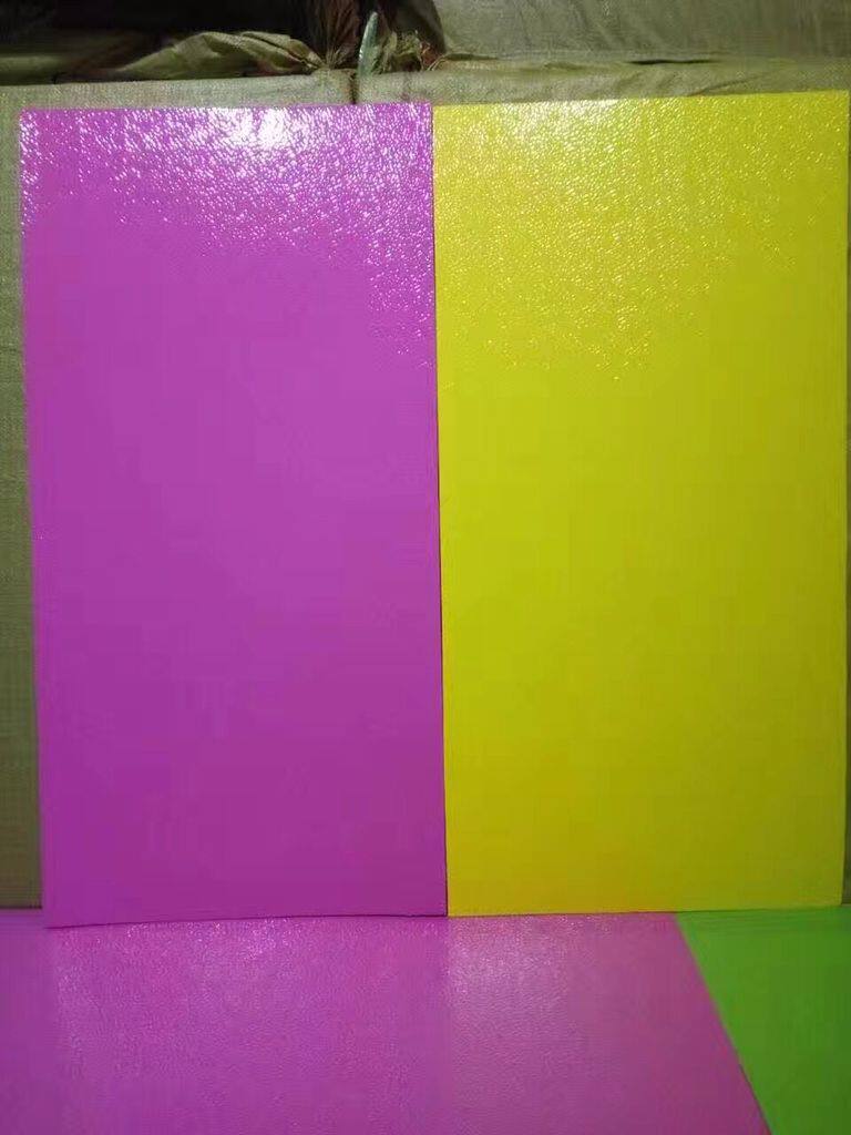 /