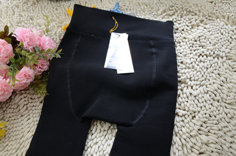 Shun Xin thực sự siêu mềm mại tăng cường nhung dày áp lực chân và quần quần 8617 quần lửng bước chân mùa thu và mùa đông phụ nữ tất chân