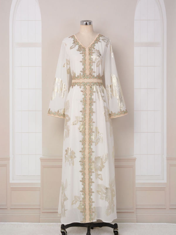 Foreign Trade Evening Dress, Muslim Clothing Dress with Embossed Floral Pattern and Gold Stamping at the Bottom, Fashionable Long Robe for Travel