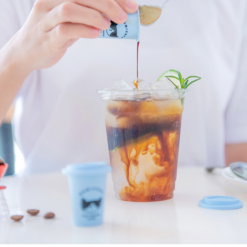 猫的天空之城 冷热双泡 即溶冻干咖啡 8颗 天猫优惠券折后￥19包邮（￥49-30）多味可选