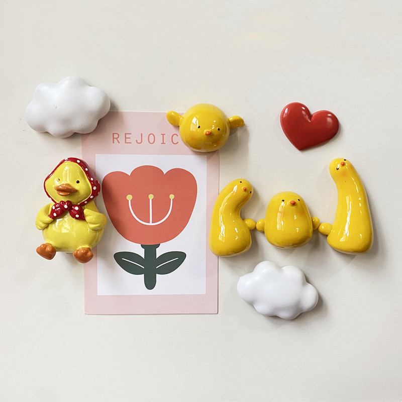 ins3D cute three-dimensional love a small yellow chicken magnetic refrigerator stickers hole hole board magnet stickers home decorations