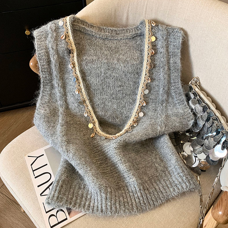 French-Style Shell Fringe Sleeveless Knitted Vest for Women, New Spring and Autumn Design, Stylish Outerwear, Versatile Sweater Top