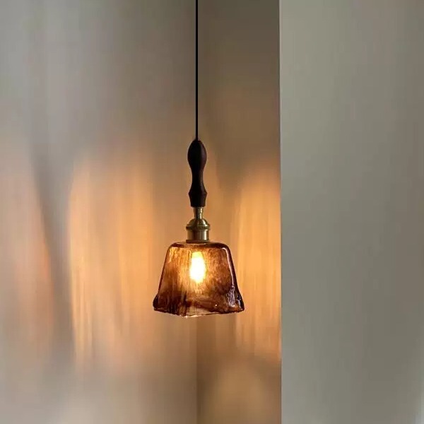 Adjustable Vintage Brass Amber Pendant Light for Bar Counter, Antique-Style Homestay Entrance Light, Long-Line Bedroom Bedside Pendant Light Adjustable Vintage Brass Amber Pendant Light for Bar Counter, Antique-Style Homestay Entrance Light, Long-Line Bedroom Bedside Pendant Light