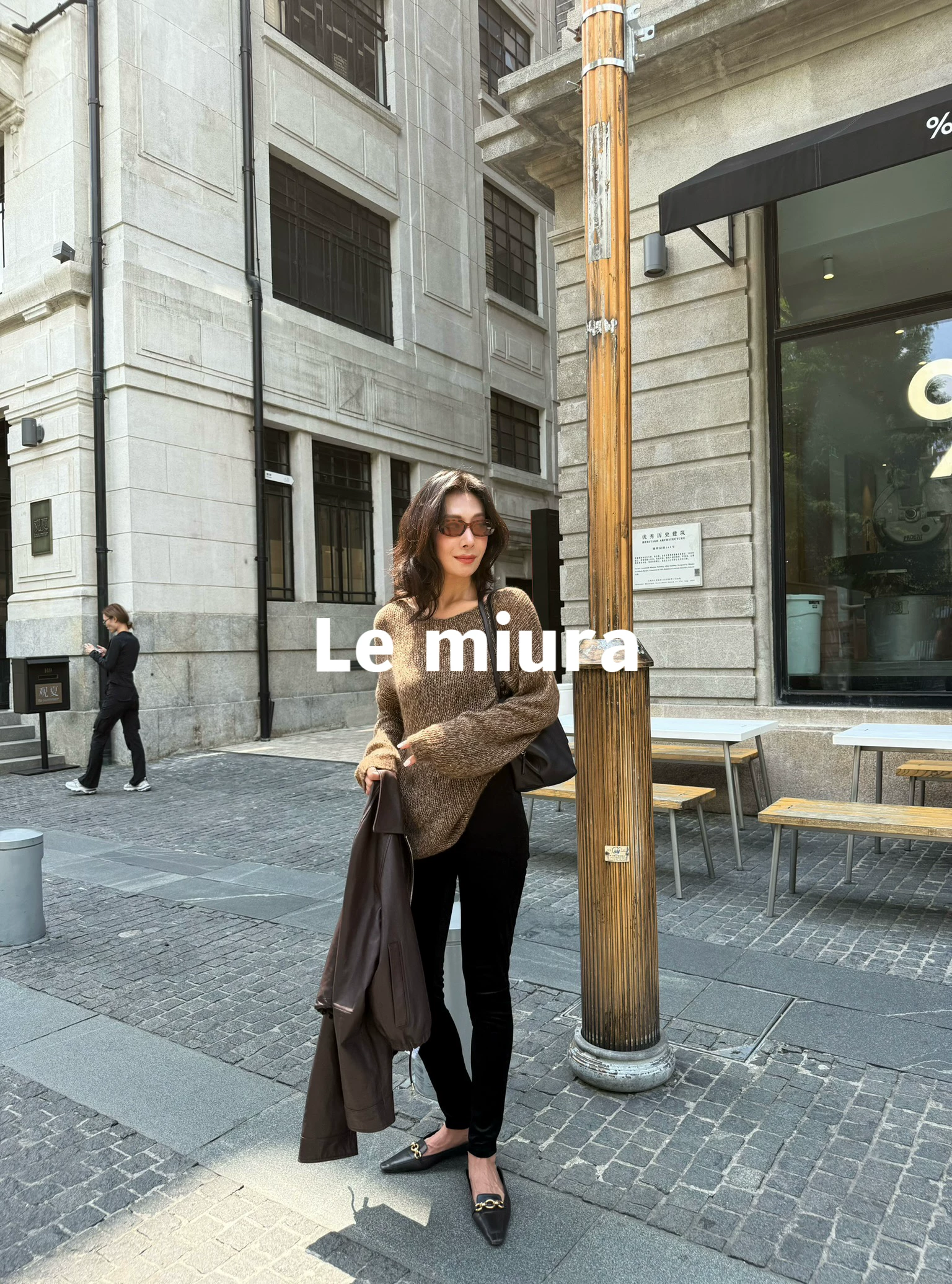 Le miura designer lightweight and comfortable velvet glossy acetate stretch leggings