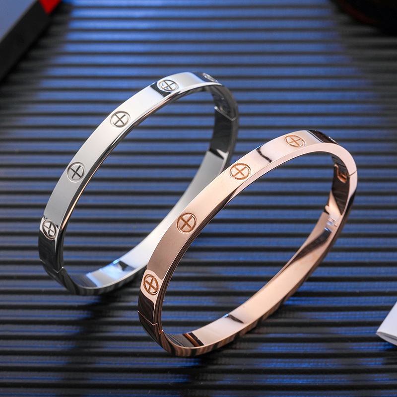 European and American Fashion Style Classic Bracelet Couple Bracelet Rose Gold Nail Narrow/Wide Version Men's and Women's Bracelet
