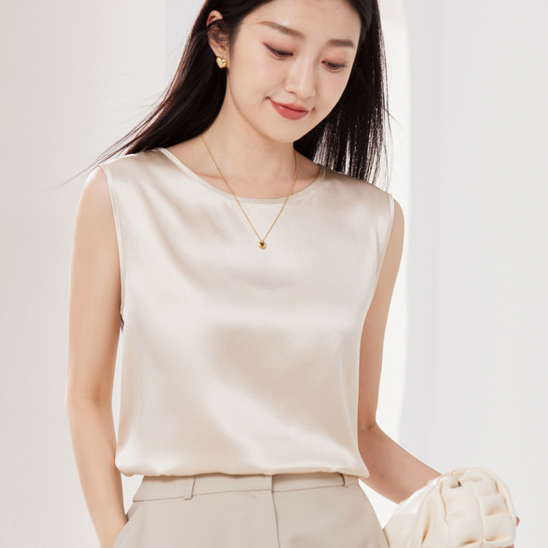 Brand Silk Camisole for Women 2026 Summer, Can Be Worn Outside, Satin Sleeveless Mulberry Silk Base Shirt for Layering Brand Silk Camisole for Women 2026 Summer, Can Be Worn Outside, Satin Sleeveless Mulberry Silk Base Shirt for Layering