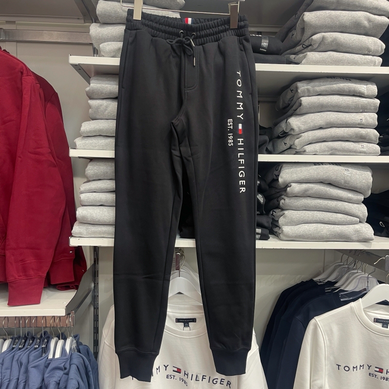Tommy Hilfiger Men's New Autumn and Winter Casual Letter Embroidered Logo Fleece-Lined Jogger Sweatpants Tommy Hilfiger Men's New Autumn and Winter Casual Letter Embroidered Logo Fleece-Lined Jogger Sweatpants