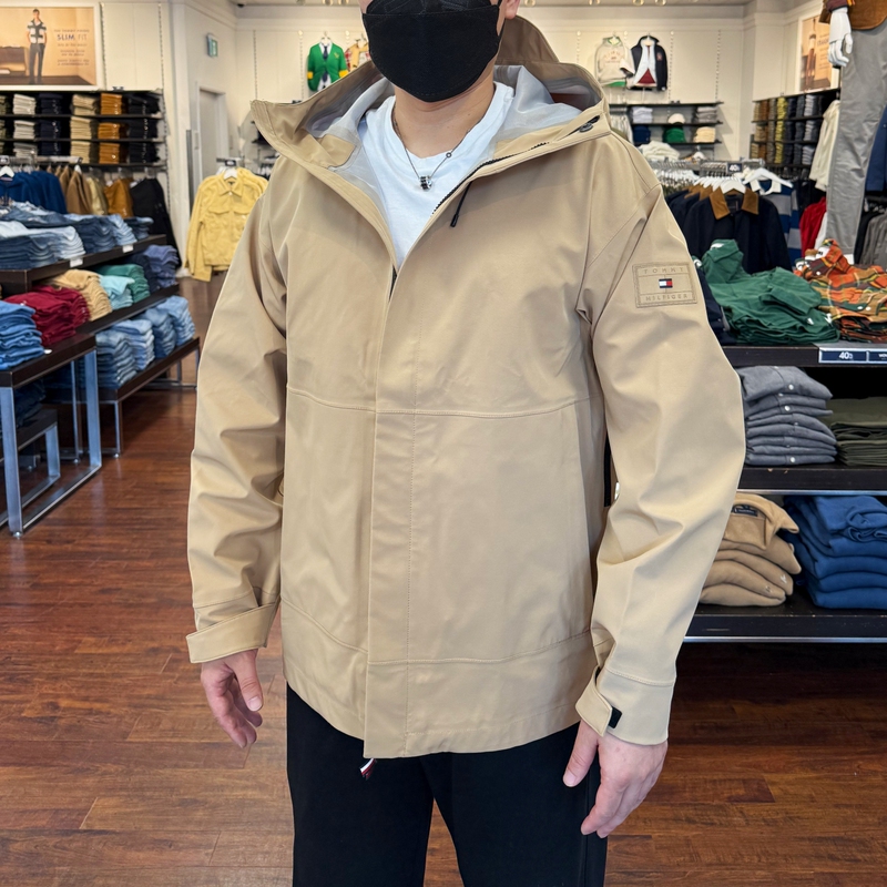 26 Autumn/Winter New Tommy Hilfiger Men's Casual Fashion Windproof Waterproof Hooded Jacket 26 Autumn/Winter New Tommy Hilfiger Men's Casual Fashion Windproof Waterproof Hooded Jacket