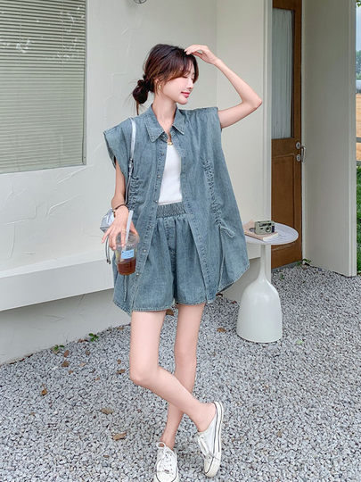 Blue Niche Design Denim Suit for Women, Summer 2025 New Korean Style Wrinkled Shirt Top and Shorts Two-Piece Set