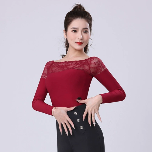 Дэн Баолуо танце