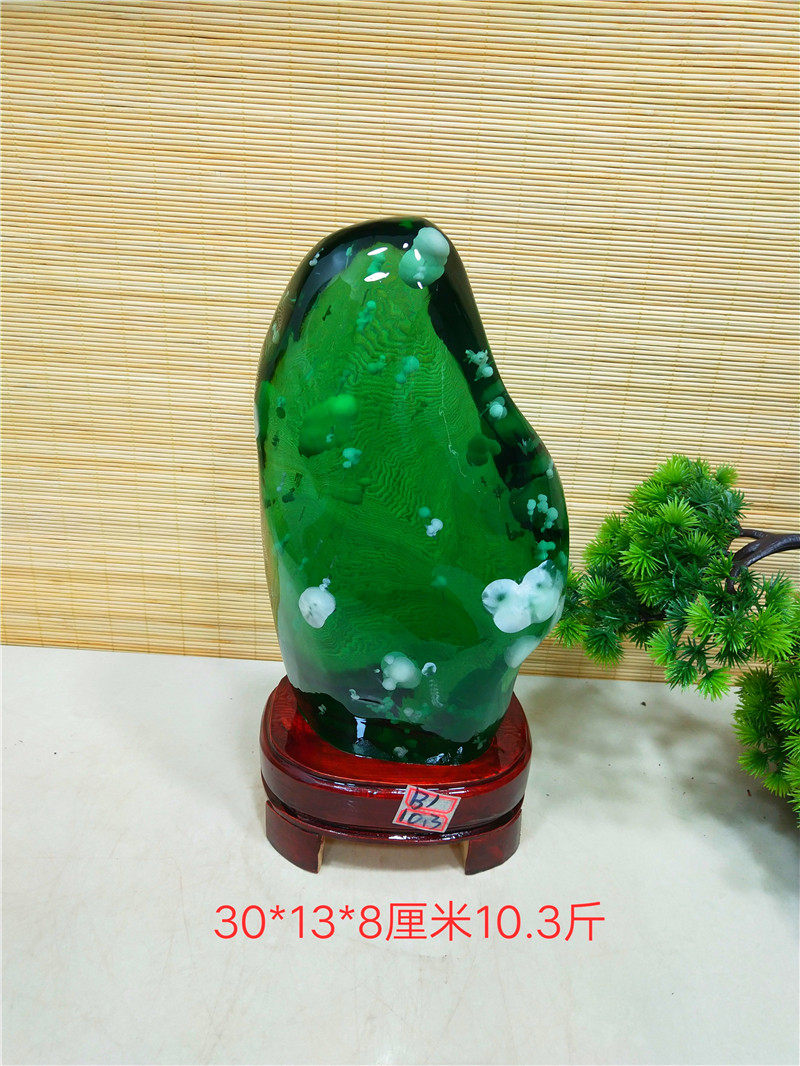 Crystal stone glaze beautiful crystal clear strange stone sightseeing stone green stone ornament gift collection