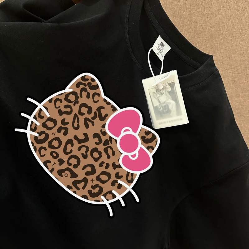 Black Leopard Print Hello Kitty Girls' Pure Cotton Short-Sleeved T-Shirt for Summer, Loose Fit for Middle and High School Students