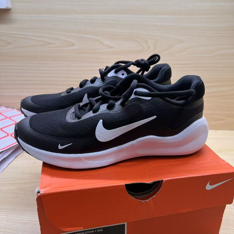 Nike Revolution 7 Children's Professional Running Shoes with Cushioning and Sports Fb7689