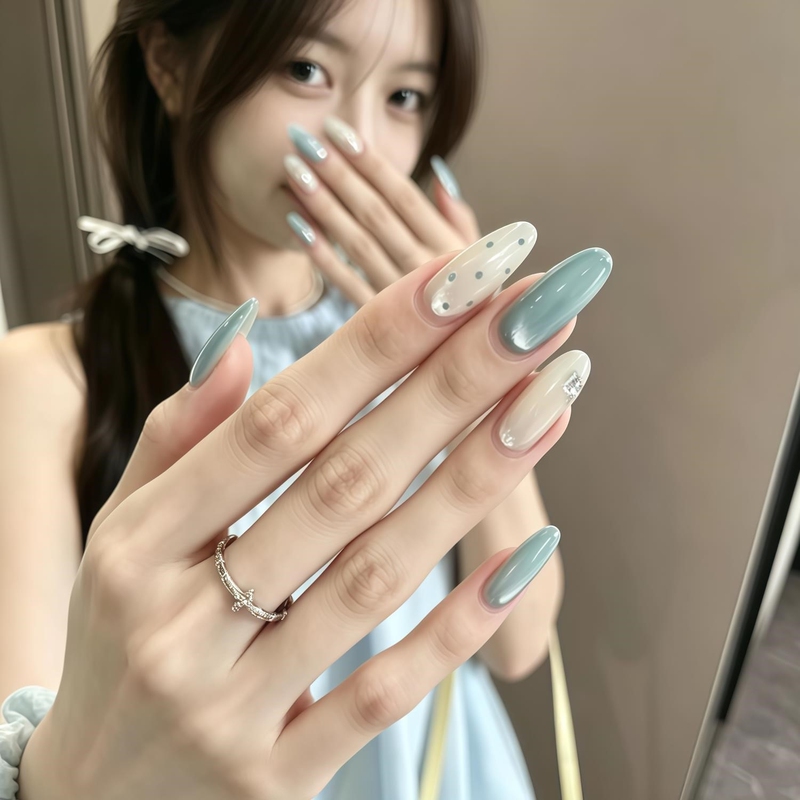 Mint Green Cat-Eye Polka Dot Handmade Wearable Nails, Brightening and Gentle, with a Dynamic Color-Changing Vibe, Medium Oval Nail Patches Mint Green Cat-Eye Polka Dot Handmade Wearable Nails, Brightening and Gentle, with a Dynamic Color-Changing Vibe, Medium Oval Nail Patches
