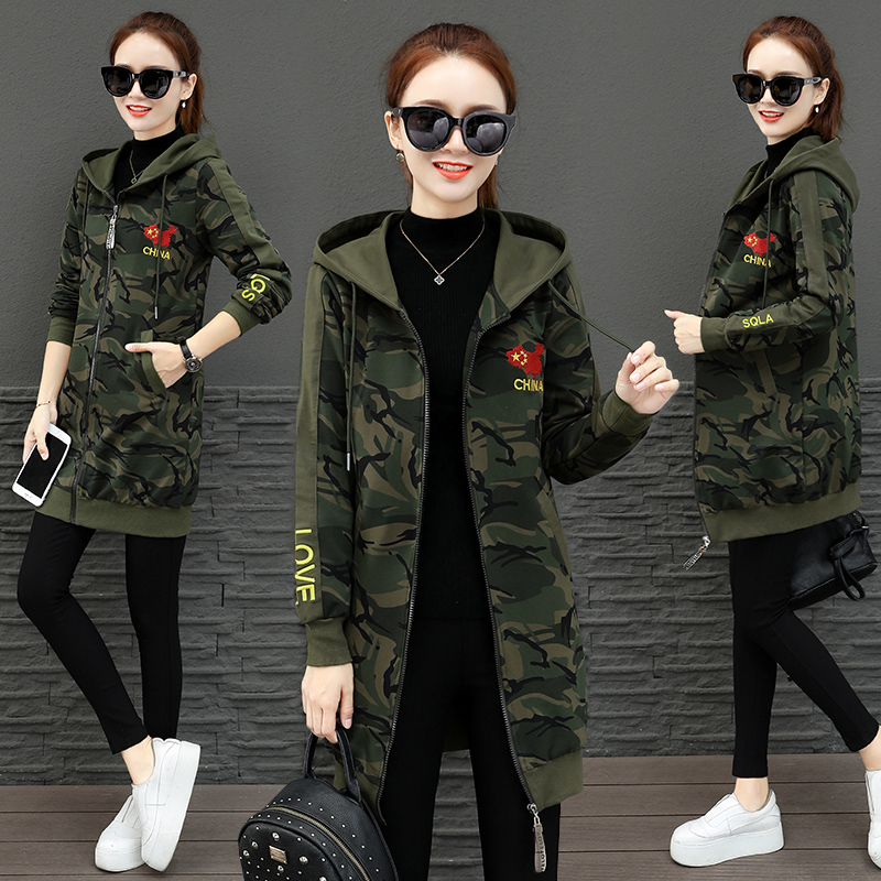 Camouflated dress with long version of autumn winter clothing cotton clothed women Outdoor new Korean version plus suede thickened with cap sports shirt loose cotton padded jacket
