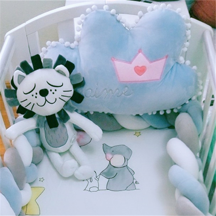 Nordic ins crib Cloud Dove with pillows Anti-crash surrounding cushion Children's sofa Pillow Cushion-like Decorated Pendulum