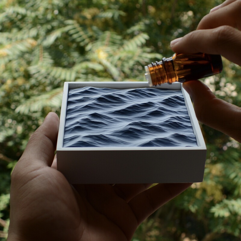The Sea in the Palm of Your Hand【Diffusing Stone】Wooden Frame + Plaster Wave Aromatherapy Ornament Handmade