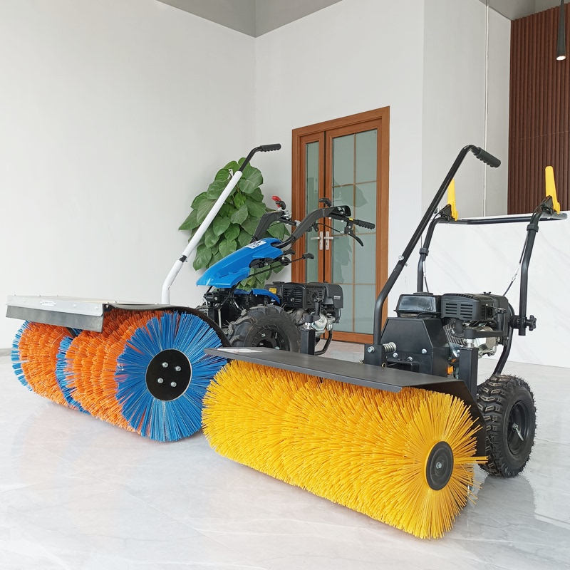 Small Snowplow with Full Gear System, Ride-On Type for Residential Areas, Municipal Streets, and Squares, Manual Snow Removal and Snow Blowing Machine Small Snowplow with Full Gear System, Ride-On Type for Residential Areas, Municipal Streets, and Squares, Manual Snow Removal and Snow Blowing Machine