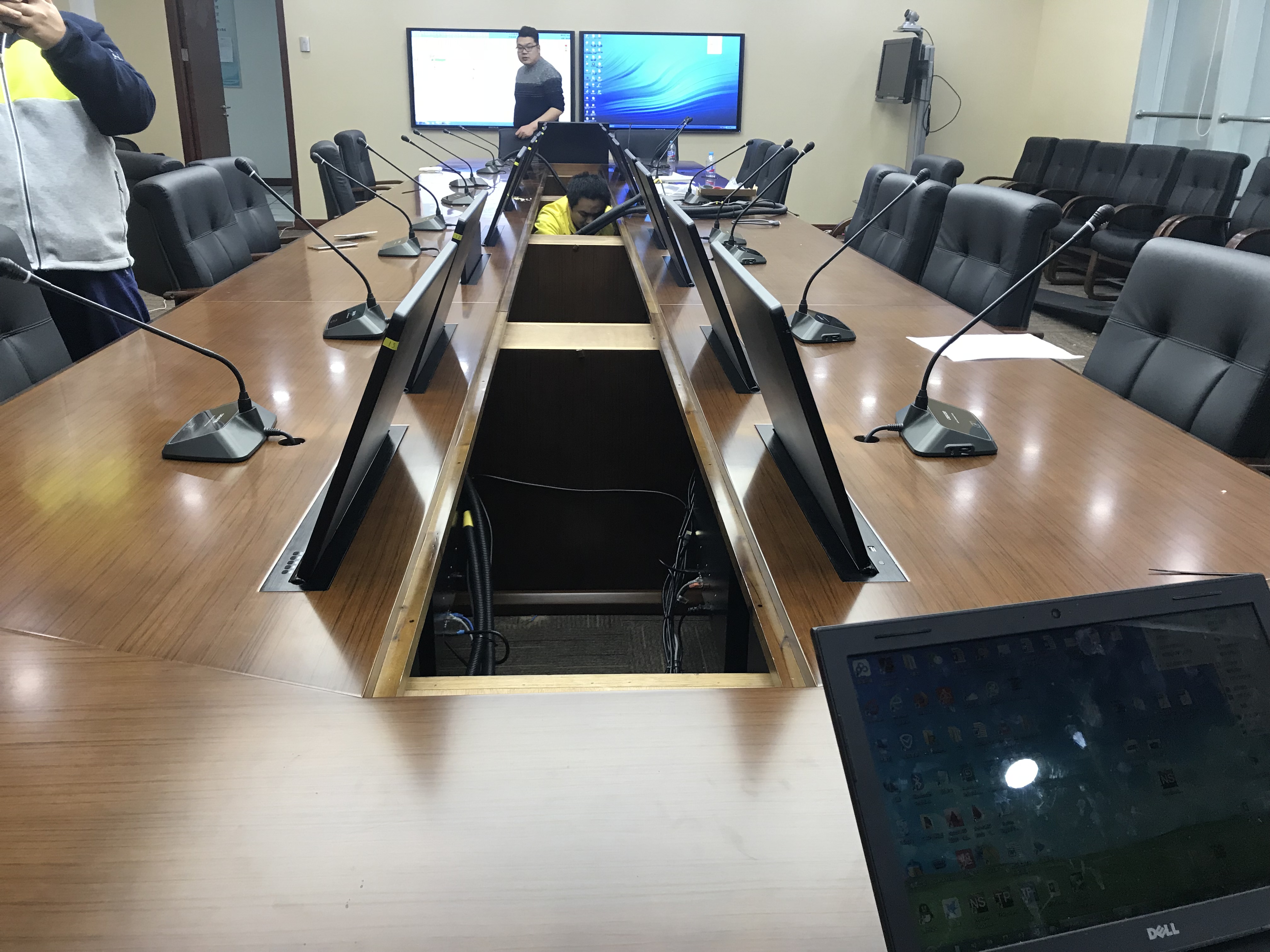 Ultra Thin Hd Lcd Lifter 15 6 21 5 Inch Conference Desktop Monitor