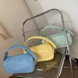 Южнокорейская сумка подмышку, минималистичный товар для отдыха, бретели, квадратная сумка на одно плечо, цветная подушка