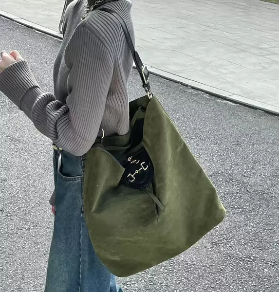 Товары от 华丽特尔