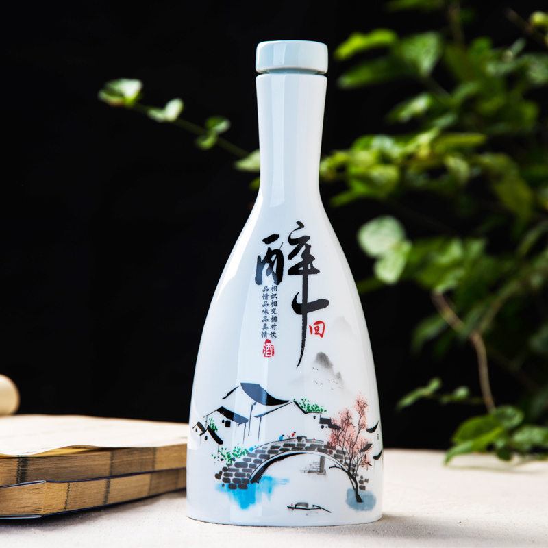 Jingdezhen ceramic bottle 1 catty decoration creative household small empty bottle of white wine jar airtight jar a jin of customization