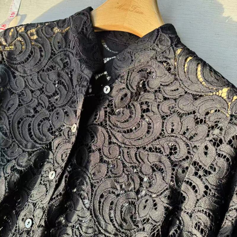 Bargain Untagged Foreign Trade Women's Top, Simple and Elegant Black Lace Shirt with Stand Collar