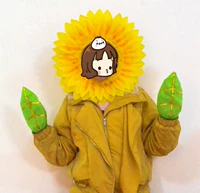 Зеленая перчатка