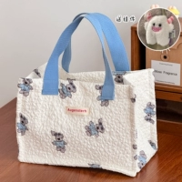 Белая милая подвеска