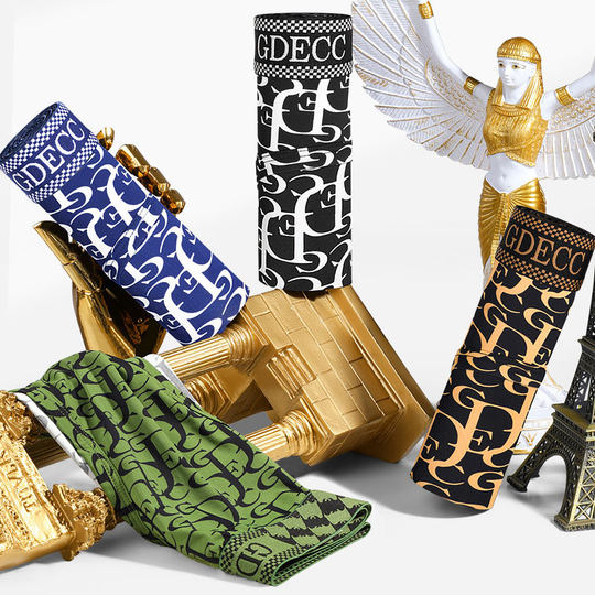 Модные новые высококачественные мужские трусы из ледяного шелка, дышащие модные стильные шорты для мальчиков с U-выпуклой большой сумкой